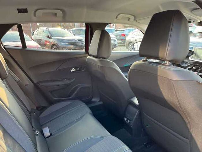 Peugeot 2008 Pure Tech 130 Allure Pack