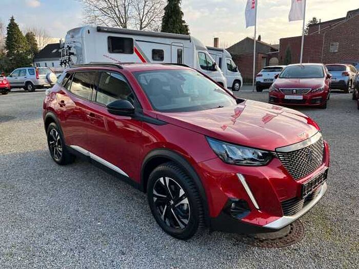 Peugeot 2008 Pure Tech 130 Allure Pack