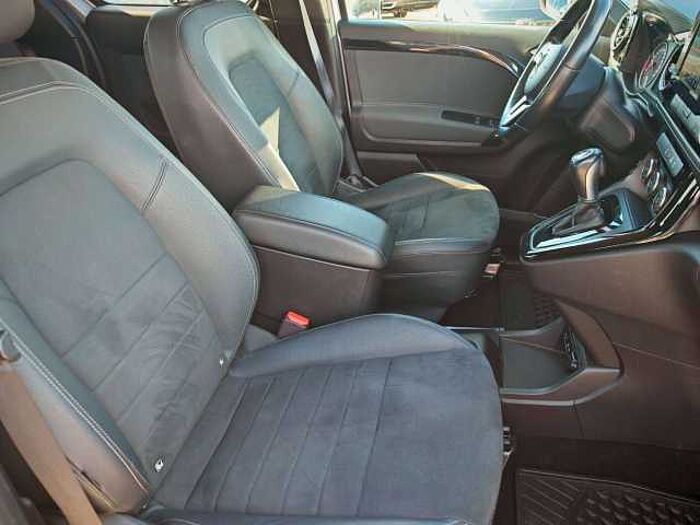 Mercedes-Benz T-Klasse T-180 d Automatik Style | Navi | PDC Hinten| SHZ