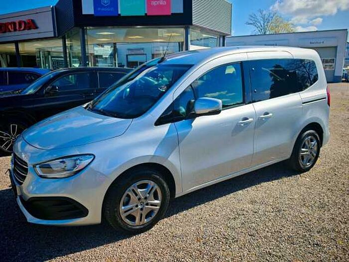 Mercedes-Benz T-Klasse T-180 d Automatik Style | Navi | PDC Hinten| SHZ