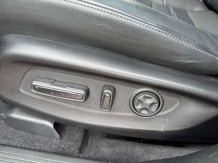 Honda CR-V e: HEV AWD Advance Illumination