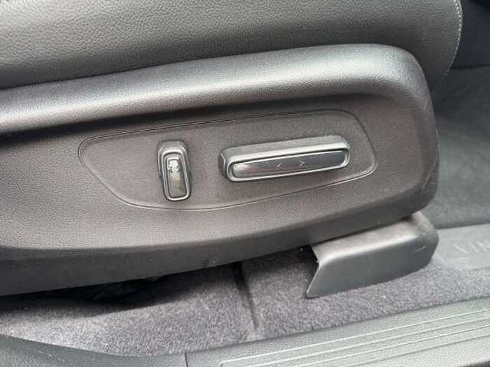 Honda CR-V e: HEV AWD Advance Illumination