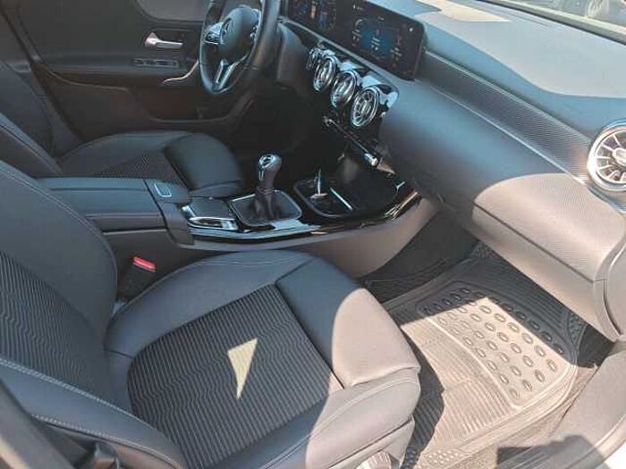 Mercedes-Benz A 180 Edition 19 LED+NAVI+SHZ+RFK+Digital Kombi