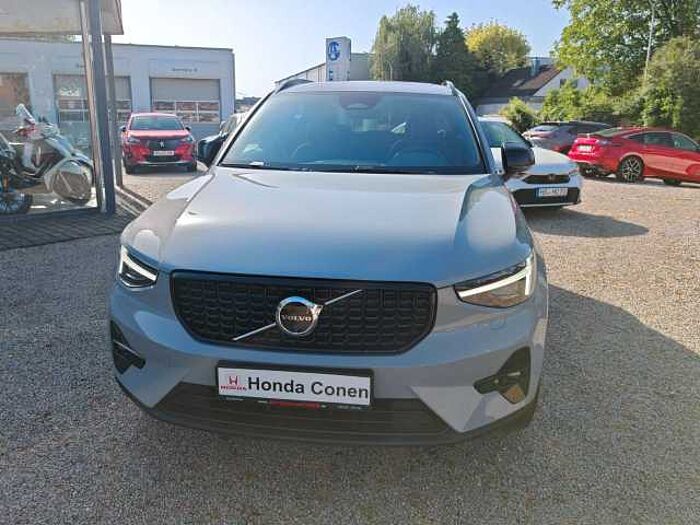 Volvo XC40 B3 'ULTRA DARK' 360°/Pixel LED/ACC/H&K/Memo