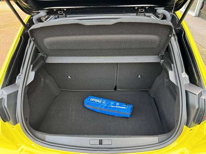 Peugeot 208 Hybrid 145 e-DSC6 GT Allwetter