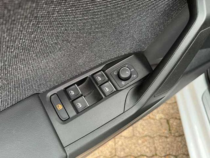 SEAT Leon 1.5 eTSI ACT OPF DSG Xcellence