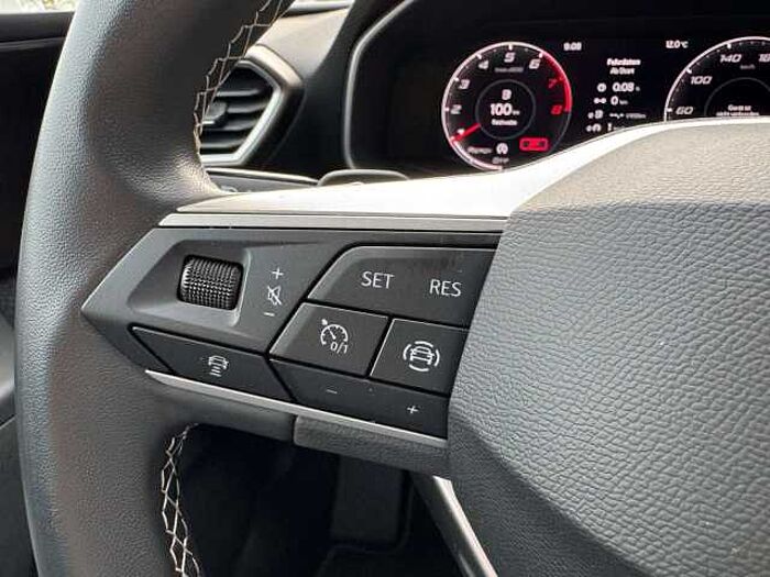 SEAT Leon 1.5 eTSI ACT OPF DSG Xcellence
