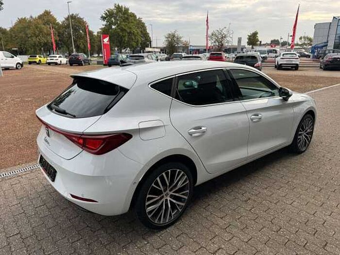 SEAT Leon 1.5 eTSI ACT OPF DSG Xcellence