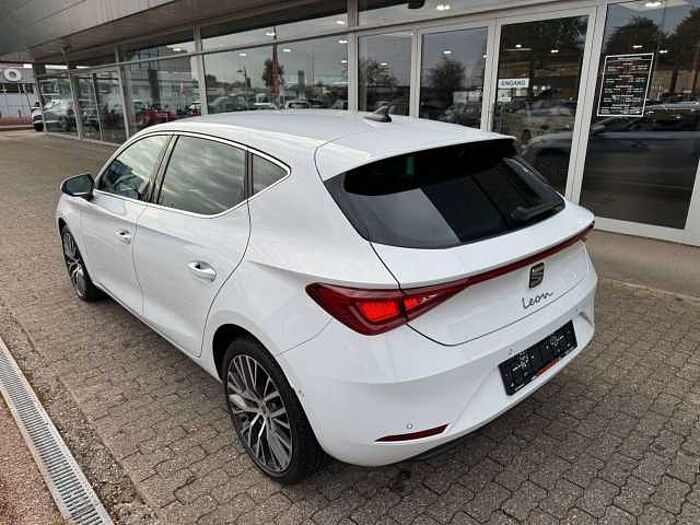 SEAT Leon 1.5 eTSI ACT OPF DSG Xcellence