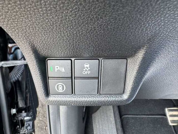 Honda Civic e:HEV Advance