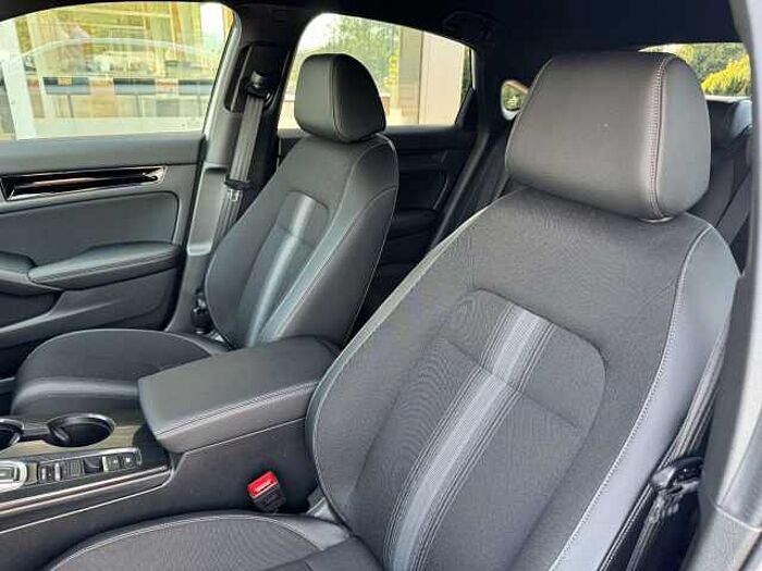 Honda Civic e:HEV 2.0 i-MMD Hybrid Sport