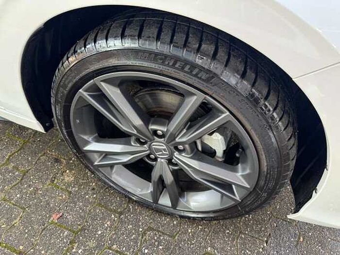 Honda Civic e:HEV 2.0 i-MMD Hybrid Sport