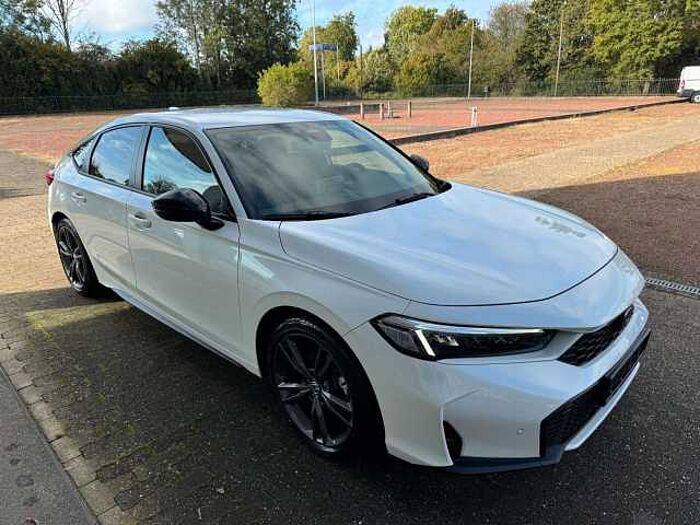 Honda Civic e:HEV 2.0 i-MMD Hybrid Sport
